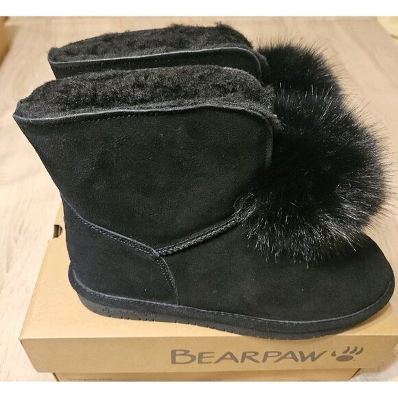 Bearpaw Women's Boots LIBBY LIV Wide POM Suede Boots Black Size 8.5 NEW - Picture 1 of 10
